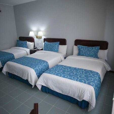 Hotel Internacional La Triada Bucaramanga Bagian luar foto